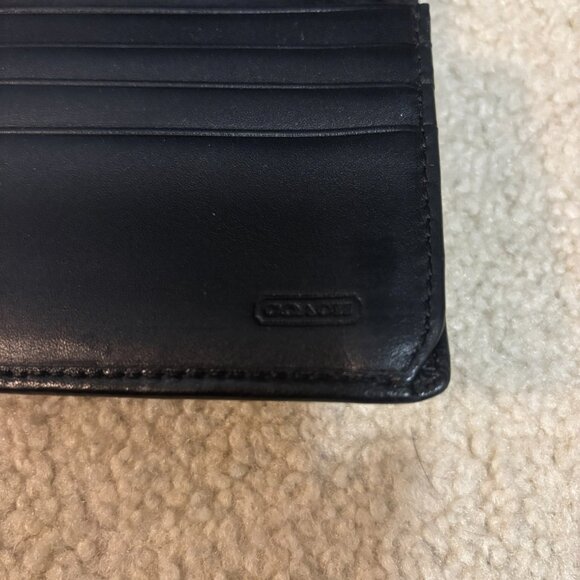 EUC Coach full size leather wallet - Picture 7 of 7
